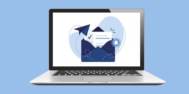 En illustration av ett brev i ett öppnat kuvert syns på en datorskärm