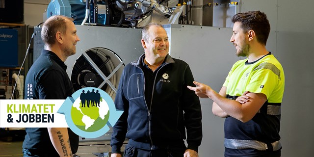 På bilden syns Anders Ödman tillsammans med Jonas Wallmander, executive vice president, samt Benny Johansson, production manager.