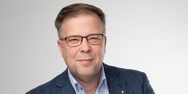 Tomas With 1140x570.jpg