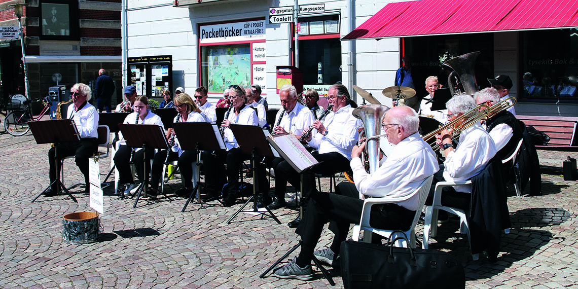 Foto på blåsorkestern