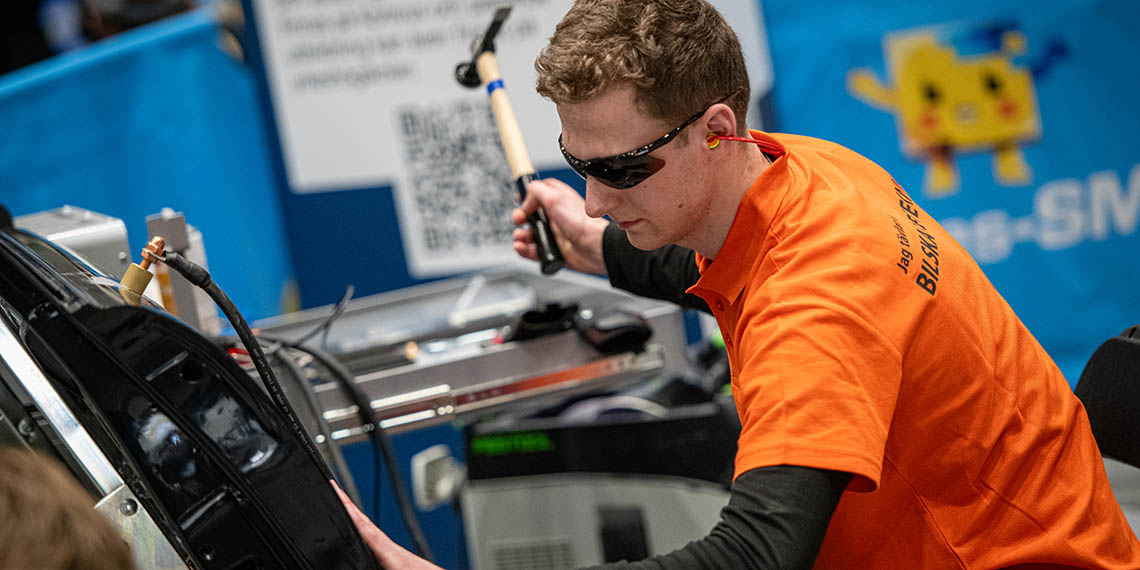 Victor Almhill tävlar på Yrkes-SM