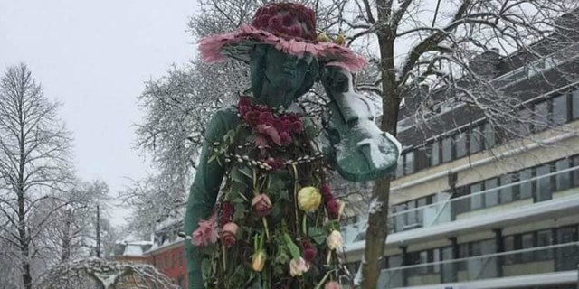 Blomsterprydd Kristina Nilsson staty Ljungby